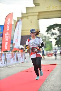 BIB: 2721
                            <button type="button" onclick="openModal(5984227)" class="btn btn-primary btn-sm float-right btn-popup" data-toggle="modal" data-target=".modal-high-quality">
                        <i class="fas fa-shopping-cart"></i> Add to Cart
                    </button>
                                            <button type="button" onclick="isThisMe(5984227, true)" class="btn btn-success btn-sm float-right btn-popup btn-isme hidden" data-toggle="tooltip" data-placement="bottom" title="นี่คือรูปของคุณใช่ไหม คลิกที่นี่เพื่อเอาเข้าอัลบั้ม">
                        <i class="fas fa-plus"></i> Add to album
                    </button>
                    <button type="button" onclick="isThisMe(5984227, false)" class="btn btn-warning btn-sm float-right btn-popup btn-isnotme hidden">
                        <i class="fas fa-ban"></i> Remove from album
                    </button>