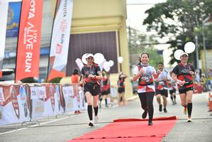 BIB: 2724
                            <button type="button" onclick="openModal(5984259)" class="btn btn-primary btn-sm float-right btn-popup" data-toggle="modal" data-target=".modal-high-quality">
                        <i class="fas fa-shopping-cart"></i> Add to Cart
                    </button>
                                            <button type="button" onclick="isThisMe(5984259, true)" class="btn btn-success btn-sm float-right btn-popup btn-isme hidden" data-toggle="tooltip" data-placement="bottom" title="นี่คือรูปของคุณใช่ไหม คลิกที่นี่เพื่อเอาเข้าอัลบั้ม">
                        <i class="fas fa-plus"></i> Add to album
                    </button>
                    <button type="button" onclick="isThisMe(5984259, false)" class="btn btn-warning btn-sm float-right btn-popup btn-isnotme hidden">
                        <i class="fas fa-ban"></i> Remove from album
                    </button>