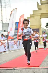 BIB: 2816
                            <button type="button" onclick="openModal(5984190)" class="btn btn-primary btn-sm float-right btn-popup" data-toggle="modal" data-target=".modal-high-quality">
                        <i class="fas fa-shopping-cart"></i> Add to Cart
                    </button>
                                            <button type="button" onclick="isThisMe(5984190, true)" class="btn btn-success btn-sm float-right btn-popup btn-isme hidden" data-toggle="tooltip" data-placement="bottom" title="นี่คือรูปของคุณใช่ไหม คลิกที่นี่เพื่อเอาเข้าอัลบั้ม">
                        <i class="fas fa-plus"></i> Add to album
                    </button>
                    <button type="button" onclick="isThisMe(5984190, false)" class="btn btn-warning btn-sm float-right btn-popup btn-isnotme hidden">
                        <i class="fas fa-ban"></i> Remove from album
                    </button>