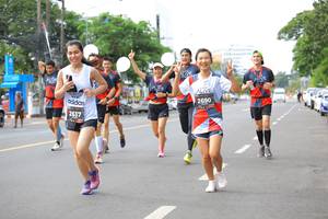 BIB: 2690, 2637
                            <button type="button" onclick="openModal(5991106)" class="btn btn-primary btn-sm float-right btn-popup" data-toggle="modal" data-target=".modal-high-quality">
                        <i class="fas fa-shopping-cart"></i> Add to Cart
                    </button>
                                            <button type="button" onclick="isThisMe(5991106, true)" class="btn btn-success btn-sm float-right btn-popup btn-isme hidden" data-toggle="tooltip" data-placement="bottom" title="นี่คือรูปของคุณใช่ไหม คลิกที่นี่เพื่อเอาเข้าอัลบั้ม">
                        <i class="fas fa-plus"></i> Add to album
                    </button>
                    <button type="button" onclick="isThisMe(5991106, false)" class="btn btn-warning btn-sm float-right btn-popup btn-isnotme hidden">
                        <i class="fas fa-ban"></i> Remove from album
                    </button>