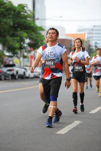 BIB: 3002, 2825
                            <button type="button" onclick="openModal(5990314)" class="btn btn-primary btn-sm float-right btn-popup" data-toggle="modal" data-target=".modal-high-quality">
                        <i class="fas fa-shopping-cart"></i> Add to Cart
                    </button>
                                            <button type="button" onclick="isThisMe(5990314, true)" class="btn btn-success btn-sm float-right btn-popup btn-isme hidden" data-toggle="tooltip" data-placement="bottom" title="นี่คือรูปของคุณใช่ไหม คลิกที่นี่เพื่อเอาเข้าอัลบั้ม">
                        <i class="fas fa-plus"></i> Add to album
                    </button>
                    <button type="button" onclick="isThisMe(5990314, false)" class="btn btn-warning btn-sm float-right btn-popup btn-isnotme hidden">
                        <i class="fas fa-ban"></i> Remove from album
                    </button>