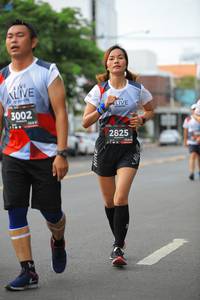 BIB: 3002, 2825
                            <button type="button" onclick="openModal(5990313)" class="btn btn-primary btn-sm float-right btn-popup" data-toggle="modal" data-target=".modal-high-quality">
                        <i class="fas fa-shopping-cart"></i> Add to Cart
                    </button>
                                            <button type="button" onclick="isThisMe(5990313, true)" class="btn btn-success btn-sm float-right btn-popup btn-isme hidden" data-toggle="tooltip" data-placement="bottom" title="นี่คือรูปของคุณใช่ไหม คลิกที่นี่เพื่อเอาเข้าอัลบั้ม">
                        <i class="fas fa-plus"></i> Add to album
                    </button>
                    <button type="button" onclick="isThisMe(5990313, false)" class="btn btn-warning btn-sm float-right btn-popup btn-isnotme hidden">
                        <i class="fas fa-ban"></i> Remove from album
                    </button>