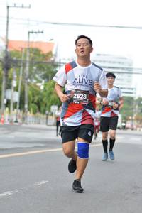 BIB: 2628, 252
                            <button type="button" onclick="openModal(5953439)" class="btn btn-primary btn-sm float-right btn-popup" data-toggle="modal" data-target=".modal-high-quality">
                        <i class="fas fa-shopping-cart"></i> Add to Cart
                    </button>
                                            <button type="button" onclick="isThisMe(5953439, true)" class="btn btn-success btn-sm float-right btn-popup btn-isme hidden" data-toggle="tooltip" data-placement="bottom" title="นี่คือรูปของคุณใช่ไหม คลิกที่นี่เพื่อเอาเข้าอัลบั้ม">
                        <i class="fas fa-plus"></i> Add to album
                    </button>
                    <button type="button" onclick="isThisMe(5953439, false)" class="btn btn-warning btn-sm float-right btn-popup btn-isnotme hidden">
                        <i class="fas fa-ban"></i> Remove from album
                    </button>