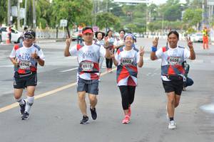 BIB: 6686, 6922, 6515, 6744
                            <button type="button" onclick="openModal(5949957)" class="btn btn-primary btn-sm float-right btn-popup" data-toggle="modal" data-target=".modal-high-quality">
                        <i class="fas fa-shopping-cart"></i> Add to Cart
                    </button>
                                            <button type="button" onclick="isThisMe(5949957, true)" class="btn btn-success btn-sm float-right btn-popup btn-isme hidden" data-toggle="tooltip" data-placement="bottom" title="นี่คือรูปของคุณใช่ไหม คลิกที่นี่เพื่อเอาเข้าอัลบั้ม">
                        <i class="fas fa-plus"></i> Add to album
                    </button>
                    <button type="button" onclick="isThisMe(5949957, false)" class="btn btn-warning btn-sm float-right btn-popup btn-isnotme hidden">
                        <i class="fas fa-ban"></i> Remove from album
                    </button>