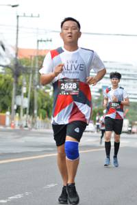 BIB: 2628, 2524
                            <button type="button" onclick="openModal(5953450)" class="btn btn-primary btn-sm float-right btn-popup" data-toggle="modal" data-target=".modal-high-quality">
                        <i class="fas fa-shopping-cart"></i> Add to Cart
                    </button>
                                            <button type="button" onclick="isThisMe(5953450, true)" class="btn btn-success btn-sm float-right btn-popup btn-isme hidden" data-toggle="tooltip" data-placement="bottom" title="นี่คือรูปของคุณใช่ไหม คลิกที่นี่เพื่อเอาเข้าอัลบั้ม">
                        <i class="fas fa-plus"></i> Add to album
                    </button>
                    <button type="button" onclick="isThisMe(5953450, false)" class="btn btn-warning btn-sm float-right btn-popup btn-isnotme hidden">
                        <i class="fas fa-ban"></i> Remove from album
                    </button>