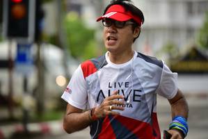 BIB: 
                            <button type="button" onclick="openModal(5909324)" class="btn btn-primary btn-sm float-right btn-popup" data-toggle="modal" data-target=".modal-high-quality">
                        <i class="fas fa-shopping-cart"></i> Add to Cart
                    </button>
                                            <button type="button" onclick="isThisMe(5909324, true)" class="btn btn-success btn-sm float-right btn-popup btn-isme hidden" data-toggle="tooltip" data-placement="bottom" title="นี่คือรูปของคุณใช่ไหม คลิกที่นี่เพื่อเอาเข้าอัลบั้ม">
                        <i class="fas fa-plus"></i> Add to album
                    </button>
                    <button type="button" onclick="isThisMe(5909324, false)" class="btn btn-warning btn-sm float-right btn-popup btn-isnotme hidden">
                        <i class="fas fa-ban"></i> Remove from album
                    </button>