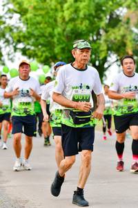 BIB: 328
                            <button type="button" onclick="openModal(3720187)" class="btn btn-primary btn-sm float-right btn-popup" data-toggle="modal" data-target=".modal-high-quality">
                        <i class="fas fa-shopping-cart"></i> Add to Cart
                    </button>
                                            <button type="button" onclick="isThisMe(3720187, true)" class="btn btn-success btn-sm float-right btn-popup btn-isme hidden" data-toggle="tooltip" data-placement="bottom" title="นี่คือรูปของคุณใช่ไหม คลิกที่นี่เพื่อเอาเข้าอัลบั้ม">
                        <i class="fas fa-plus"></i> Add to album
                    </button>
                    <button type="button" onclick="isThisMe(3720187, false)" class="btn btn-warning btn-sm float-right btn-popup btn-isnotme hidden">
                        <i class="fas fa-ban"></i> Remove from album
                    </button>