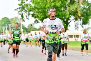 BIB: 1366
                            <button type="button" onclick="openModal(3721354)" class="btn btn-primary btn-sm float-right btn-popup" data-toggle="modal" data-target=".modal-high-quality">
                        <i class="fas fa-shopping-cart"></i> Add to Cart
                    </button>
                                            <button type="button" onclick="isThisMe(3721354, true)" class="btn btn-success btn-sm float-right btn-popup btn-isme hidden" data-toggle="tooltip" data-placement="bottom" title="นี่คือรูปของคุณใช่ไหม คลิกที่นี่เพื่อเอาเข้าอัลบั้ม">
                        <i class="fas fa-plus"></i> Add to album
                    </button>
                    <button type="button" onclick="isThisMe(3721354, false)" class="btn btn-warning btn-sm float-right btn-popup btn-isnotme hidden">
                        <i class="fas fa-ban"></i> Remove from album
                    </button>