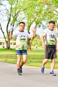 BIB: 2193, 2194
                            <button type="button" onclick="openModal(3722051)" class="btn btn-primary btn-sm float-right btn-popup" data-toggle="modal" data-target=".modal-high-quality">
                        <i class="fas fa-shopping-cart"></i> Add to Cart
                    </button>
                                            <button type="button" onclick="isThisMe(3722051, true)" class="btn btn-success btn-sm float-right btn-popup btn-isme hidden" data-toggle="tooltip" data-placement="bottom" title="นี่คือรูปของคุณใช่ไหม คลิกที่นี่เพื่อเอาเข้าอัลบั้ม">
                        <i class="fas fa-plus"></i> Add to album
                    </button>
                    <button type="button" onclick="isThisMe(3722051, false)" class="btn btn-warning btn-sm float-right btn-popup btn-isnotme hidden">
                        <i class="fas fa-ban"></i> Remove from album
                    </button>