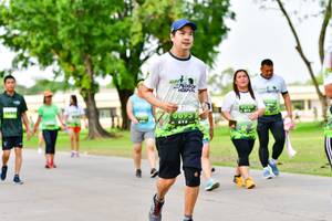 BIB: 
                            <button type="button" onclick="openModal(3720452)" class="btn btn-primary btn-sm float-right btn-popup" data-toggle="modal" data-target=".modal-high-quality">
                        <i class="fas fa-shopping-cart"></i> Add to Cart
                    </button>
                                            <button type="button" onclick="isThisMe(3720452, true)" class="btn btn-success btn-sm float-right btn-popup btn-isme hidden" data-toggle="tooltip" data-placement="bottom" title="นี่คือรูปของคุณใช่ไหม คลิกที่นี่เพื่อเอาเข้าอัลบั้ม">
                        <i class="fas fa-plus"></i> Add to album
                    </button>
                    <button type="button" onclick="isThisMe(3720452, false)" class="btn btn-warning btn-sm float-right btn-popup btn-isnotme hidden">
                        <i class="fas fa-ban"></i> Remove from album
                    </button>