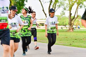 BIB: 
                            <button type="button" onclick="openModal(3719796)" class="btn btn-primary btn-sm float-right btn-popup" data-toggle="modal" data-target=".modal-high-quality">
                        <i class="fas fa-shopping-cart"></i> Add to Cart
                    </button>
                                            <button type="button" onclick="isThisMe(3719796, true)" class="btn btn-success btn-sm float-right btn-popup btn-isme hidden" data-toggle="tooltip" data-placement="bottom" title="นี่คือรูปของคุณใช่ไหม คลิกที่นี่เพื่อเอาเข้าอัลบั้ม">
                        <i class="fas fa-plus"></i> Add to album
                    </button>
                    <button type="button" onclick="isThisMe(3719796, false)" class="btn btn-warning btn-sm float-right btn-popup btn-isnotme hidden">
                        <i class="fas fa-ban"></i> Remove from album
                    </button>