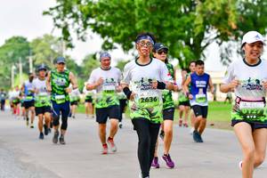 BIB: 2636, 0333
                            <button type="button" onclick="openModal(3718584)" class="btn btn-primary btn-sm float-right btn-popup" data-toggle="modal" data-target=".modal-high-quality">
                        <i class="fas fa-shopping-cart"></i> Add to Cart
                    </button>
                                            <button type="button" onclick="isThisMe(3718584, true)" class="btn btn-success btn-sm float-right btn-popup btn-isme hidden" data-toggle="tooltip" data-placement="bottom" title="นี่คือรูปของคุณใช่ไหม คลิกที่นี่เพื่อเอาเข้าอัลบั้ม">
                        <i class="fas fa-plus"></i> Add to album
                    </button>
                    <button type="button" onclick="isThisMe(3718584, false)" class="btn btn-warning btn-sm float-right btn-popup btn-isnotme hidden">
                        <i class="fas fa-ban"></i> Remove from album
                    </button>