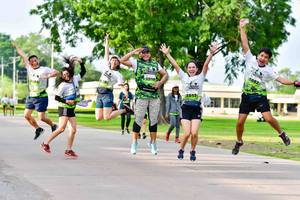 BIB: 2516, 
                            <button type="button" onclick="openModal(3722371)" class="btn btn-primary btn-sm float-right btn-popup" data-toggle="modal" data-target=".modal-high-quality">
                        <i class="fas fa-shopping-cart"></i> Add to Cart
                    </button>
                                            <button type="button" onclick="isThisMe(3722371, true)" class="btn btn-success btn-sm float-right btn-popup btn-isme hidden" data-toggle="tooltip" data-placement="bottom" title="นี่คือรูปของคุณใช่ไหม คลิกที่นี่เพื่อเอาเข้าอัลบั้ม">
                        <i class="fas fa-plus"></i> Add to album
                    </button>
                    <button type="button" onclick="isThisMe(3722371, false)" class="btn btn-warning btn-sm float-right btn-popup btn-isnotme hidden">
                        <i class="fas fa-ban"></i> Remove from album
                    </button>