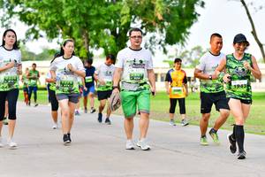 BIB: 1943
                            <button type="button" onclick="openModal(3720620)" class="btn btn-primary btn-sm float-right btn-popup" data-toggle="modal" data-target=".modal-high-quality">
                        <i class="fas fa-shopping-cart"></i> Add to Cart
                    </button>
                                            <button type="button" onclick="isThisMe(3720620, true)" class="btn btn-success btn-sm float-right btn-popup btn-isme hidden" data-toggle="tooltip" data-placement="bottom" title="นี่คือรูปของคุณใช่ไหม คลิกที่นี่เพื่อเอาเข้าอัลบั้ม">
                        <i class="fas fa-plus"></i> Add to album
                    </button>
                    <button type="button" onclick="isThisMe(3720620, false)" class="btn btn-warning btn-sm float-right btn-popup btn-isnotme hidden">
                        <i class="fas fa-ban"></i> Remove from album
                    </button>