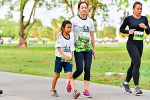 BIB: 
                            <button type="button" onclick="openModal(3719921)" class="btn btn-primary btn-sm float-right btn-popup" data-toggle="modal" data-target=".modal-high-quality">
                        <i class="fas fa-shopping-cart"></i> Add to Cart
                    </button>
                                            <button type="button" onclick="isThisMe(3719921, true)" class="btn btn-success btn-sm float-right btn-popup btn-isme hidden" data-toggle="tooltip" data-placement="bottom" title="นี่คือรูปของคุณใช่ไหม คลิกที่นี่เพื่อเอาเข้าอัลบั้ม">
                        <i class="fas fa-plus"></i> Add to album
                    </button>
                    <button type="button" onclick="isThisMe(3719921, false)" class="btn btn-warning btn-sm float-right btn-popup btn-isnotme hidden">
                        <i class="fas fa-ban"></i> Remove from album
                    </button>