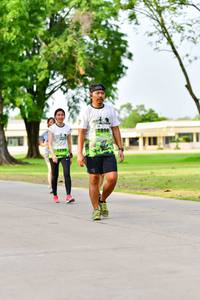 BIB: 1890
                            <button type="button" onclick="openModal(3721965)" class="btn btn-primary btn-sm float-right btn-popup" data-toggle="modal" data-target=".modal-high-quality">
                        <i class="fas fa-shopping-cart"></i> Add to Cart
                    </button>
                                            <button type="button" onclick="isThisMe(3721965, true)" class="btn btn-success btn-sm float-right btn-popup btn-isme hidden" data-toggle="tooltip" data-placement="bottom" title="นี่คือรูปของคุณใช่ไหม คลิกที่นี่เพื่อเอาเข้าอัลบั้ม">
                        <i class="fas fa-plus"></i> Add to album
                    </button>
                    <button type="button" onclick="isThisMe(3721965, false)" class="btn btn-warning btn-sm float-right btn-popup btn-isnotme hidden">
                        <i class="fas fa-ban"></i> Remove from album
                    </button>