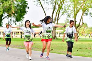 BIB: 
                            <button type="button" onclick="openModal(3720488)" class="btn btn-primary btn-sm float-right btn-popup" data-toggle="modal" data-target=".modal-high-quality">
                        <i class="fas fa-shopping-cart"></i> Add to Cart
                    </button>
                                            <button type="button" onclick="isThisMe(3720488, true)" class="btn btn-success btn-sm float-right btn-popup btn-isme hidden" data-toggle="tooltip" data-placement="bottom" title="นี่คือรูปของคุณใช่ไหม คลิกที่นี่เพื่อเอาเข้าอัลบั้ม">
                        <i class="fas fa-plus"></i> Add to album
                    </button>
                    <button type="button" onclick="isThisMe(3720488, false)" class="btn btn-warning btn-sm float-right btn-popup btn-isnotme hidden">
                        <i class="fas fa-ban"></i> Remove from album
                    </button>