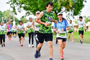 BIB: 1435
                            <button type="button" onclick="openModal(3718782)" class="btn btn-primary btn-sm float-right btn-popup" data-toggle="modal" data-target=".modal-high-quality">
                        <i class="fas fa-shopping-cart"></i> Add to Cart
                    </button>
                                            <button type="button" onclick="isThisMe(3718782, true)" class="btn btn-success btn-sm float-right btn-popup btn-isme hidden" data-toggle="tooltip" data-placement="bottom" title="นี่คือรูปของคุณใช่ไหม คลิกที่นี่เพื่อเอาเข้าอัลบั้ม">
                        <i class="fas fa-plus"></i> Add to album
                    </button>
                    <button type="button" onclick="isThisMe(3718782, false)" class="btn btn-warning btn-sm float-right btn-popup btn-isnotme hidden">
                        <i class="fas fa-ban"></i> Remove from album
                    </button>