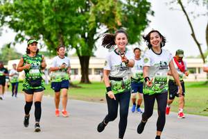 BIB: 
                            <button type="button" onclick="openModal(3718553)" class="btn btn-primary btn-sm float-right btn-popup" data-toggle="modal" data-target=".modal-high-quality">
                        <i class="fas fa-shopping-cart"></i> Add to Cart
                    </button>
                                            <button type="button" onclick="isThisMe(3718553, true)" class="btn btn-success btn-sm float-right btn-popup btn-isme hidden" data-toggle="tooltip" data-placement="bottom" title="นี่คือรูปของคุณใช่ไหม คลิกที่นี่เพื่อเอาเข้าอัลบั้ม">
                        <i class="fas fa-plus"></i> Add to album
                    </button>
                    <button type="button" onclick="isThisMe(3718553, false)" class="btn btn-warning btn-sm float-right btn-popup btn-isnotme hidden">
                        <i class="fas fa-ban"></i> Remove from album
                    </button>