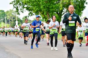 BIB: 
                            <button type="button" onclick="openModal(3719955)" class="btn btn-primary btn-sm float-right btn-popup" data-toggle="modal" data-target=".modal-high-quality">
                        <i class="fas fa-shopping-cart"></i> Add to Cart
                    </button>
                                            <button type="button" onclick="isThisMe(3719955, true)" class="btn btn-success btn-sm float-right btn-popup btn-isme hidden" data-toggle="tooltip" data-placement="bottom" title="นี่คือรูปของคุณใช่ไหม คลิกที่นี่เพื่อเอาเข้าอัลบั้ม">
                        <i class="fas fa-plus"></i> Add to album
                    </button>
                    <button type="button" onclick="isThisMe(3719955, false)" class="btn btn-warning btn-sm float-right btn-popup btn-isnotme hidden">
                        <i class="fas fa-ban"></i> Remove from album
                    </button>