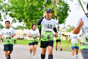 BIB: 
                            <button type="button" onclick="openModal(3720982)" class="btn btn-primary btn-sm float-right btn-popup" data-toggle="modal" data-target=".modal-high-quality">
                        <i class="fas fa-shopping-cart"></i> Add to Cart
                    </button>
                                            <button type="button" onclick="isThisMe(3720982, true)" class="btn btn-success btn-sm float-right btn-popup btn-isme hidden" data-toggle="tooltip" data-placement="bottom" title="นี่คือรูปของคุณใช่ไหม คลิกที่นี่เพื่อเอาเข้าอัลบั้ม">
                        <i class="fas fa-plus"></i> Add to album
                    </button>
                    <button type="button" onclick="isThisMe(3720982, false)" class="btn btn-warning btn-sm float-right btn-popup btn-isnotme hidden">
                        <i class="fas fa-ban"></i> Remove from album
                    </button>