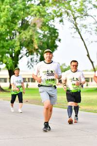 BIB: 132
                            <button type="button" onclick="openModal(3721619)" class="btn btn-primary btn-sm float-right btn-popup" data-toggle="modal" data-target=".modal-high-quality">
                        <i class="fas fa-shopping-cart"></i> Add to Cart
                    </button>
                                            <button type="button" onclick="isThisMe(3721619, true)" class="btn btn-success btn-sm float-right btn-popup btn-isme hidden" data-toggle="tooltip" data-placement="bottom" title="นี่คือรูปของคุณใช่ไหม คลิกที่นี่เพื่อเอาเข้าอัลบั้ม">
                        <i class="fas fa-plus"></i> Add to album
                    </button>
                    <button type="button" onclick="isThisMe(3721619, false)" class="btn btn-warning btn-sm float-right btn-popup btn-isnotme hidden">
                        <i class="fas fa-ban"></i> Remove from album
                    </button>