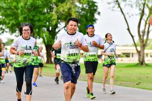 BIB: 2421, 1375
                            <button type="button" onclick="openModal(3718859)" class="btn btn-primary btn-sm float-right btn-popup" data-toggle="modal" data-target=".modal-high-quality">
                        <i class="fas fa-shopping-cart"></i> Add to Cart
                    </button>
                                            <button type="button" onclick="isThisMe(3718859, true)" class="btn btn-success btn-sm float-right btn-popup btn-isme hidden" data-toggle="tooltip" data-placement="bottom" title="นี่คือรูปของคุณใช่ไหม คลิกที่นี่เพื่อเอาเข้าอัลบั้ม">
                        <i class="fas fa-plus"></i> Add to album
                    </button>
                    <button type="button" onclick="isThisMe(3718859, false)" class="btn btn-warning btn-sm float-right btn-popup btn-isnotme hidden">
                        <i class="fas fa-ban"></i> Remove from album
                    </button>