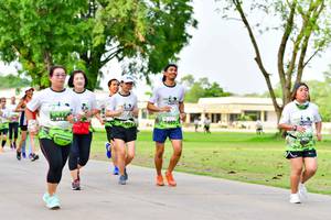 BIB: 403, 1402
                            <button type="button" onclick="openModal(3720514)" class="btn btn-primary btn-sm float-right btn-popup" data-toggle="modal" data-target=".modal-high-quality">
                        <i class="fas fa-shopping-cart"></i> Add to Cart
                    </button>
                                            <button type="button" onclick="isThisMe(3720514, true)" class="btn btn-success btn-sm float-right btn-popup btn-isme hidden" data-toggle="tooltip" data-placement="bottom" title="นี่คือรูปของคุณใช่ไหม คลิกที่นี่เพื่อเอาเข้าอัลบั้ม">
                        <i class="fas fa-plus"></i> Add to album
                    </button>
                    <button type="button" onclick="isThisMe(3720514, false)" class="btn btn-warning btn-sm float-right btn-popup btn-isnotme hidden">
                        <i class="fas fa-ban"></i> Remove from album
                    </button>