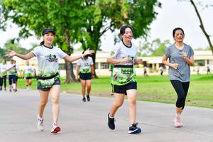 BIB: 
                            <button type="button" onclick="openModal(3720026)" class="btn btn-primary btn-sm float-right btn-popup" data-toggle="modal" data-target=".modal-high-quality">
                        <i class="fas fa-shopping-cart"></i> Add to Cart
                    </button>
                                            <button type="button" onclick="isThisMe(3720026, true)" class="btn btn-success btn-sm float-right btn-popup btn-isme hidden" data-toggle="tooltip" data-placement="bottom" title="นี่คือรูปของคุณใช่ไหม คลิกที่นี่เพื่อเอาเข้าอัลบั้ม">
                        <i class="fas fa-plus"></i> Add to album
                    </button>
                    <button type="button" onclick="isThisMe(3720026, false)" class="btn btn-warning btn-sm float-right btn-popup btn-isnotme hidden">
                        <i class="fas fa-ban"></i> Remove from album
                    </button>