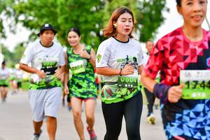 BIB: 1944
                            <button type="button" onclick="openModal(3719750)" class="btn btn-primary btn-sm float-right btn-popup" data-toggle="modal" data-target=".modal-high-quality">
                        <i class="fas fa-shopping-cart"></i> Add to Cart
                    </button>
                                            <button type="button" onclick="isThisMe(3719750, true)" class="btn btn-success btn-sm float-right btn-popup btn-isme hidden" data-toggle="tooltip" data-placement="bottom" title="นี่คือรูปของคุณใช่ไหม คลิกที่นี่เพื่อเอาเข้าอัลบั้ม">
                        <i class="fas fa-plus"></i> Add to album
                    </button>
                    <button type="button" onclick="isThisMe(3719750, false)" class="btn btn-warning btn-sm float-right btn-popup btn-isnotme hidden">
                        <i class="fas fa-ban"></i> Remove from album
                    </button>