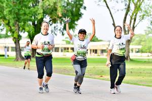 BIB: 
                            <button type="button" onclick="openModal(3721828)" class="btn btn-primary btn-sm float-right btn-popup" data-toggle="modal" data-target=".modal-high-quality">
                        <i class="fas fa-shopping-cart"></i> Add to Cart
                    </button>
                                            <button type="button" onclick="isThisMe(3721828, true)" class="btn btn-success btn-sm float-right btn-popup btn-isme hidden" data-toggle="tooltip" data-placement="bottom" title="นี่คือรูปของคุณใช่ไหม คลิกที่นี่เพื่อเอาเข้าอัลบั้ม">
                        <i class="fas fa-plus"></i> Add to album
                    </button>
                    <button type="button" onclick="isThisMe(3721828, false)" class="btn btn-warning btn-sm float-right btn-popup btn-isnotme hidden">
                        <i class="fas fa-ban"></i> Remove from album
                    </button>