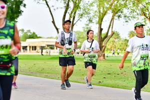 BIB: 
                            <button type="button" onclick="openModal(3719872)" class="btn btn-primary btn-sm float-right btn-popup" data-toggle="modal" data-target=".modal-high-quality">
                        <i class="fas fa-shopping-cart"></i> Add to Cart
                    </button>
                                            <button type="button" onclick="isThisMe(3719872, true)" class="btn btn-success btn-sm float-right btn-popup btn-isme hidden" data-toggle="tooltip" data-placement="bottom" title="นี่คือรูปของคุณใช่ไหม คลิกที่นี่เพื่อเอาเข้าอัลบั้ม">
                        <i class="fas fa-plus"></i> Add to album
                    </button>
                    <button type="button" onclick="isThisMe(3719872, false)" class="btn btn-warning btn-sm float-right btn-popup btn-isnotme hidden">
                        <i class="fas fa-ban"></i> Remove from album
                    </button>