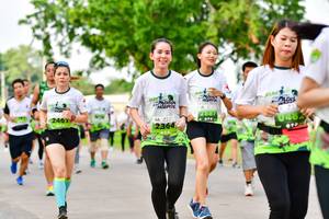 BIB: 2461, 2364
                            <button type="button" onclick="openModal(3720127)" class="btn btn-primary btn-sm float-right btn-popup" data-toggle="modal" data-target=".modal-high-quality">
                        <i class="fas fa-shopping-cart"></i> Add to Cart
                    </button>
                                            <button type="button" onclick="isThisMe(3720127, true)" class="btn btn-success btn-sm float-right btn-popup btn-isme hidden" data-toggle="tooltip" data-placement="bottom" title="นี่คือรูปของคุณใช่ไหม คลิกที่นี่เพื่อเอาเข้าอัลบั้ม">
                        <i class="fas fa-plus"></i> Add to album
                    </button>
                    <button type="button" onclick="isThisMe(3720127, false)" class="btn btn-warning btn-sm float-right btn-popup btn-isnotme hidden">
                        <i class="fas fa-ban"></i> Remove from album
                    </button>