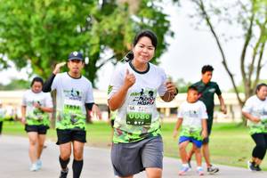 BIB: 
                            <button type="button" onclick="openModal(3720985)" class="btn btn-primary btn-sm float-right btn-popup" data-toggle="modal" data-target=".modal-high-quality">
                        <i class="fas fa-shopping-cart"></i> Add to Cart
                    </button>
                                            <button type="button" onclick="isThisMe(3720985, true)" class="btn btn-success btn-sm float-right btn-popup btn-isme hidden" data-toggle="tooltip" data-placement="bottom" title="นี่คือรูปของคุณใช่ไหม คลิกที่นี่เพื่อเอาเข้าอัลบั้ม">
                        <i class="fas fa-plus"></i> Add to album
                    </button>
                    <button type="button" onclick="isThisMe(3720985, false)" class="btn btn-warning btn-sm float-right btn-popup btn-isnotme hidden">
                        <i class="fas fa-ban"></i> Remove from album
                    </button>