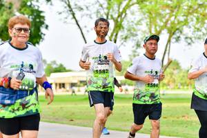 BIB: 1582
                            <button type="button" onclick="openModal(3720890)" class="btn btn-primary btn-sm float-right btn-popup" data-toggle="modal" data-target=".modal-high-quality">
                        <i class="fas fa-shopping-cart"></i> Add to Cart
                    </button>
                                            <button type="button" onclick="isThisMe(3720890, true)" class="btn btn-success btn-sm float-right btn-popup btn-isme hidden" data-toggle="tooltip" data-placement="bottom" title="นี่คือรูปของคุณใช่ไหม คลิกที่นี่เพื่อเอาเข้าอัลบั้ม">
                        <i class="fas fa-plus"></i> Add to album
                    </button>
                    <button type="button" onclick="isThisMe(3720890, false)" class="btn btn-warning btn-sm float-right btn-popup btn-isnotme hidden">
                        <i class="fas fa-ban"></i> Remove from album
                    </button>