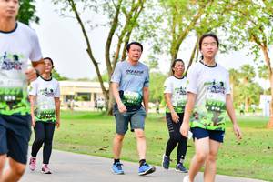 BIB: 
                            <button type="button" onclick="openModal(3719555)" class="btn btn-primary btn-sm float-right btn-popup" data-toggle="modal" data-target=".modal-high-quality">
                        <i class="fas fa-shopping-cart"></i> Add to Cart
                    </button>
                                            <button type="button" onclick="isThisMe(3719555, true)" class="btn btn-success btn-sm float-right btn-popup btn-isme hidden" data-toggle="tooltip" data-placement="bottom" title="นี่คือรูปของคุณใช่ไหม คลิกที่นี่เพื่อเอาเข้าอัลบั้ม">
                        <i class="fas fa-plus"></i> Add to album
                    </button>
                    <button type="button" onclick="isThisMe(3719555, false)" class="btn btn-warning btn-sm float-right btn-popup btn-isnotme hidden">
                        <i class="fas fa-ban"></i> Remove from album
                    </button>