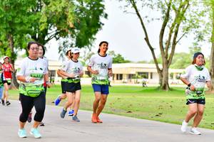 BIB: 
                            <button type="button" onclick="openModal(3720520)" class="btn btn-primary btn-sm float-right btn-popup" data-toggle="modal" data-target=".modal-high-quality">
                        <i class="fas fa-shopping-cart"></i> Add to Cart
                    </button>
                                            <button type="button" onclick="isThisMe(3720520, true)" class="btn btn-success btn-sm float-right btn-popup btn-isme hidden" data-toggle="tooltip" data-placement="bottom" title="นี่คือรูปของคุณใช่ไหม คลิกที่นี่เพื่อเอาเข้าอัลบั้ม">
                        <i class="fas fa-plus"></i> Add to album
                    </button>
                    <button type="button" onclick="isThisMe(3720520, false)" class="btn btn-warning btn-sm float-right btn-popup btn-isnotme hidden">
                        <i class="fas fa-ban"></i> Remove from album
                    </button>