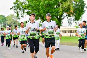 BIB: 
                            <button type="button" onclick="openModal(3718944)" class="btn btn-primary btn-sm float-right btn-popup" data-toggle="modal" data-target=".modal-high-quality">
                        <i class="fas fa-shopping-cart"></i> Add to Cart
                    </button>
                                            <button type="button" onclick="isThisMe(3718944, true)" class="btn btn-success btn-sm float-right btn-popup btn-isme hidden" data-toggle="tooltip" data-placement="bottom" title="นี่คือรูปของคุณใช่ไหม คลิกที่นี่เพื่อเอาเข้าอัลบั้ม">
                        <i class="fas fa-plus"></i> Add to album
                    </button>
                    <button type="button" onclick="isThisMe(3718944, false)" class="btn btn-warning btn-sm float-right btn-popup btn-isnotme hidden">
                        <i class="fas fa-ban"></i> Remove from album
                    </button>