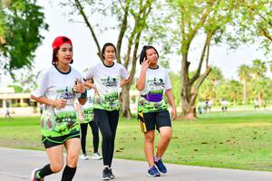 BIB: 
                            <button type="button" onclick="openModal(3720087)" class="btn btn-primary btn-sm float-right btn-popup" data-toggle="modal" data-target=".modal-high-quality">
                        <i class="fas fa-shopping-cart"></i> Add to Cart
                    </button>
                                            <button type="button" onclick="isThisMe(3720087, true)" class="btn btn-success btn-sm float-right btn-popup btn-isme hidden" data-toggle="tooltip" data-placement="bottom" title="นี่คือรูปของคุณใช่ไหม คลิกที่นี่เพื่อเอาเข้าอัลบั้ม">
                        <i class="fas fa-plus"></i> Add to album
                    </button>
                    <button type="button" onclick="isThisMe(3720087, false)" class="btn btn-warning btn-sm float-right btn-popup btn-isnotme hidden">
                        <i class="fas fa-ban"></i> Remove from album
                    </button>