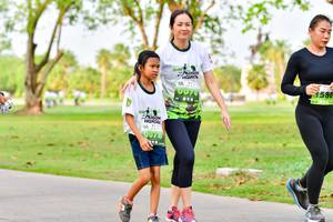 BIB: 1580
                            <button type="button" onclick="openModal(3719925)" class="btn btn-primary btn-sm float-right btn-popup" data-toggle="modal" data-target=".modal-high-quality">
                        <i class="fas fa-shopping-cart"></i> Add to Cart
                    </button>
                                            <button type="button" onclick="isThisMe(3719925, true)" class="btn btn-success btn-sm float-right btn-popup btn-isme hidden" data-toggle="tooltip" data-placement="bottom" title="นี่คือรูปของคุณใช่ไหม คลิกที่นี่เพื่อเอาเข้าอัลบั้ม">
                        <i class="fas fa-plus"></i> Add to album
                    </button>
                    <button type="button" onclick="isThisMe(3719925, false)" class="btn btn-warning btn-sm float-right btn-popup btn-isnotme hidden">
                        <i class="fas fa-ban"></i> Remove from album
                    </button>