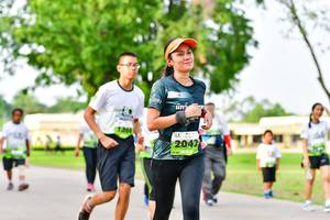 BIB: 1360, 2042
                            <button type="button" onclick="openModal(3721461)" class="btn btn-primary btn-sm float-right btn-popup" data-toggle="modal" data-target=".modal-high-quality">
                        <i class="fas fa-shopping-cart"></i> Add to Cart
                    </button>
                                            <button type="button" onclick="isThisMe(3721461, true)" class="btn btn-success btn-sm float-right btn-popup btn-isme hidden" data-toggle="tooltip" data-placement="bottom" title="นี่คือรูปของคุณใช่ไหม คลิกที่นี่เพื่อเอาเข้าอัลบั้ม">
                        <i class="fas fa-plus"></i> Add to album
                    </button>
                    <button type="button" onclick="isThisMe(3721461, false)" class="btn btn-warning btn-sm float-right btn-popup btn-isnotme hidden">
                        <i class="fas fa-ban"></i> Remove from album
                    </button>