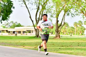 BIB: 220
                            <button type="button" onclick="openModal(3722002)" class="btn btn-primary btn-sm float-right btn-popup" data-toggle="modal" data-target=".modal-high-quality">
                        <i class="fas fa-shopping-cart"></i> Add to Cart
                    </button>
                                            <button type="button" onclick="isThisMe(3722002, true)" class="btn btn-success btn-sm float-right btn-popup btn-isme hidden" data-toggle="tooltip" data-placement="bottom" title="นี่คือรูปของคุณใช่ไหม คลิกที่นี่เพื่อเอาเข้าอัลบั้ม">
                        <i class="fas fa-plus"></i> Add to album
                    </button>
                    <button type="button" onclick="isThisMe(3722002, false)" class="btn btn-warning btn-sm float-right btn-popup btn-isnotme hidden">
                        <i class="fas fa-ban"></i> Remove from album
                    </button>