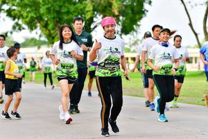 BIB: 
                            <button type="button" onclick="openModal(3720052)" class="btn btn-primary btn-sm float-right btn-popup" data-toggle="modal" data-target=".modal-high-quality">
                        <i class="fas fa-shopping-cart"></i> Add to Cart
                    </button>
                                            <button type="button" onclick="isThisMe(3720052, true)" class="btn btn-success btn-sm float-right btn-popup btn-isme hidden" data-toggle="tooltip" data-placement="bottom" title="นี่คือรูปของคุณใช่ไหม คลิกที่นี่เพื่อเอาเข้าอัลบั้ม">
                        <i class="fas fa-plus"></i> Add to album
                    </button>
                    <button type="button" onclick="isThisMe(3720052, false)" class="btn btn-warning btn-sm float-right btn-popup btn-isnotme hidden">
                        <i class="fas fa-ban"></i> Remove from album
                    </button>