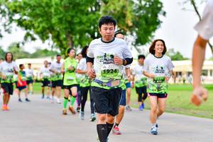 BIB: 1924
                            <button type="button" onclick="openModal(3719617)" class="btn btn-primary btn-sm float-right btn-popup" data-toggle="modal" data-target=".modal-high-quality">
                        <i class="fas fa-shopping-cart"></i> Add to Cart
                    </button>
                                            <button type="button" onclick="isThisMe(3719617, true)" class="btn btn-success btn-sm float-right btn-popup btn-isme hidden" data-toggle="tooltip" data-placement="bottom" title="นี่คือรูปของคุณใช่ไหม คลิกที่นี่เพื่อเอาเข้าอัลบั้ม">
                        <i class="fas fa-plus"></i> Add to album
                    </button>
                    <button type="button" onclick="isThisMe(3719617, false)" class="btn btn-warning btn-sm float-right btn-popup btn-isnotme hidden">
                        <i class="fas fa-ban"></i> Remove from album
                    </button>