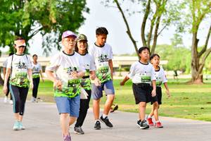 BIB: 
                            <button type="button" onclick="openModal(3722017)" class="btn btn-primary btn-sm float-right btn-popup" data-toggle="modal" data-target=".modal-high-quality">
                        <i class="fas fa-shopping-cart"></i> Add to Cart
                    </button>
                                            <button type="button" onclick="isThisMe(3722017, true)" class="btn btn-success btn-sm float-right btn-popup btn-isme hidden" data-toggle="tooltip" data-placement="bottom" title="นี่คือรูปของคุณใช่ไหม คลิกที่นี่เพื่อเอาเข้าอัลบั้ม">
                        <i class="fas fa-plus"></i> Add to album
                    </button>
                    <button type="button" onclick="isThisMe(3722017, false)" class="btn btn-warning btn-sm float-right btn-popup btn-isnotme hidden">
                        <i class="fas fa-ban"></i> Remove from album
                    </button>