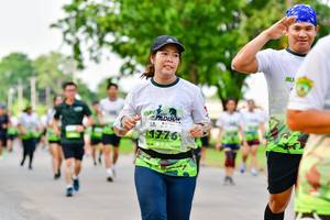 BIB: 
                            <button type="button" onclick="openModal(3719483)" class="btn btn-primary btn-sm float-right btn-popup" data-toggle="modal" data-target=".modal-high-quality">
                        <i class="fas fa-shopping-cart"></i> Add to Cart
                    </button>
                                            <button type="button" onclick="isThisMe(3719483, true)" class="btn btn-success btn-sm float-right btn-popup btn-isme hidden" data-toggle="tooltip" data-placement="bottom" title="นี่คือรูปของคุณใช่ไหม คลิกที่นี่เพื่อเอาเข้าอัลบั้ม">
                        <i class="fas fa-plus"></i> Add to album
                    </button>
                    <button type="button" onclick="isThisMe(3719483, false)" class="btn btn-warning btn-sm float-right btn-popup btn-isnotme hidden">
                        <i class="fas fa-ban"></i> Remove from album
                    </button>