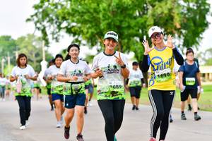 BIB: 1690, 1689
                            <button type="button" onclick="openModal(3720393)" class="btn btn-primary btn-sm float-right btn-popup" data-toggle="modal" data-target=".modal-high-quality">
                        <i class="fas fa-shopping-cart"></i> Add to Cart
                    </button>
                                            <button type="button" onclick="isThisMe(3720393, true)" class="btn btn-success btn-sm float-right btn-popup btn-isme hidden" data-toggle="tooltip" data-placement="bottom" title="นี่คือรูปของคุณใช่ไหม คลิกที่นี่เพื่อเอาเข้าอัลบั้ม">
                        <i class="fas fa-plus"></i> Add to album
                    </button>
                    <button type="button" onclick="isThisMe(3720393, false)" class="btn btn-warning btn-sm float-right btn-popup btn-isnotme hidden">
                        <i class="fas fa-ban"></i> Remove from album
                    </button>