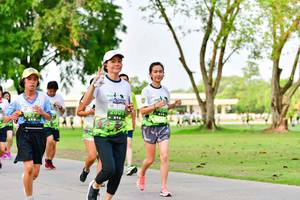 BIB: 
                            <button type="button" onclick="openModal(3718652)" class="btn btn-primary btn-sm float-right btn-popup" data-toggle="modal" data-target=".modal-high-quality">
                        <i class="fas fa-shopping-cart"></i> Add to Cart
                    </button>
                                            <button type="button" onclick="isThisMe(3718652, true)" class="btn btn-success btn-sm float-right btn-popup btn-isme hidden" data-toggle="tooltip" data-placement="bottom" title="นี่คือรูปของคุณใช่ไหม คลิกที่นี่เพื่อเอาเข้าอัลบั้ม">
                        <i class="fas fa-plus"></i> Add to album
                    </button>
                    <button type="button" onclick="isThisMe(3718652, false)" class="btn btn-warning btn-sm float-right btn-popup btn-isnotme hidden">
                        <i class="fas fa-ban"></i> Remove from album
                    </button>