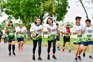 BIB: 
                            <button type="button" onclick="openModal(3718547)" class="btn btn-primary btn-sm float-right btn-popup" data-toggle="modal" data-target=".modal-high-quality">
                        <i class="fas fa-shopping-cart"></i> Add to Cart
                    </button>
                                            <button type="button" onclick="isThisMe(3718547, true)" class="btn btn-success btn-sm float-right btn-popup btn-isme hidden" data-toggle="tooltip" data-placement="bottom" title="นี่คือรูปของคุณใช่ไหม คลิกที่นี่เพื่อเอาเข้าอัลบั้ม">
                        <i class="fas fa-plus"></i> Add to album
                    </button>
                    <button type="button" onclick="isThisMe(3718547, false)" class="btn btn-warning btn-sm float-right btn-popup btn-isnotme hidden">
                        <i class="fas fa-ban"></i> Remove from album
                    </button>