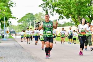 BIB: 
                            <button type="button" onclick="openModal(3721357)" class="btn btn-primary btn-sm float-right btn-popup" data-toggle="modal" data-target=".modal-high-quality">
                        <i class="fas fa-shopping-cart"></i> Add to Cart
                    </button>
                                            <button type="button" onclick="isThisMe(3721357, true)" class="btn btn-success btn-sm float-right btn-popup btn-isme hidden" data-toggle="tooltip" data-placement="bottom" title="นี่คือรูปของคุณใช่ไหม คลิกที่นี่เพื่อเอาเข้าอัลบั้ม">
                        <i class="fas fa-plus"></i> Add to album
                    </button>
                    <button type="button" onclick="isThisMe(3721357, false)" class="btn btn-warning btn-sm float-right btn-popup btn-isnotme hidden">
                        <i class="fas fa-ban"></i> Remove from album
                    </button>